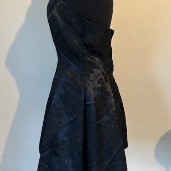 Maurices Elegant Vintage Halter Neck Cocktail Dress  8637 - Picture 2 of 10